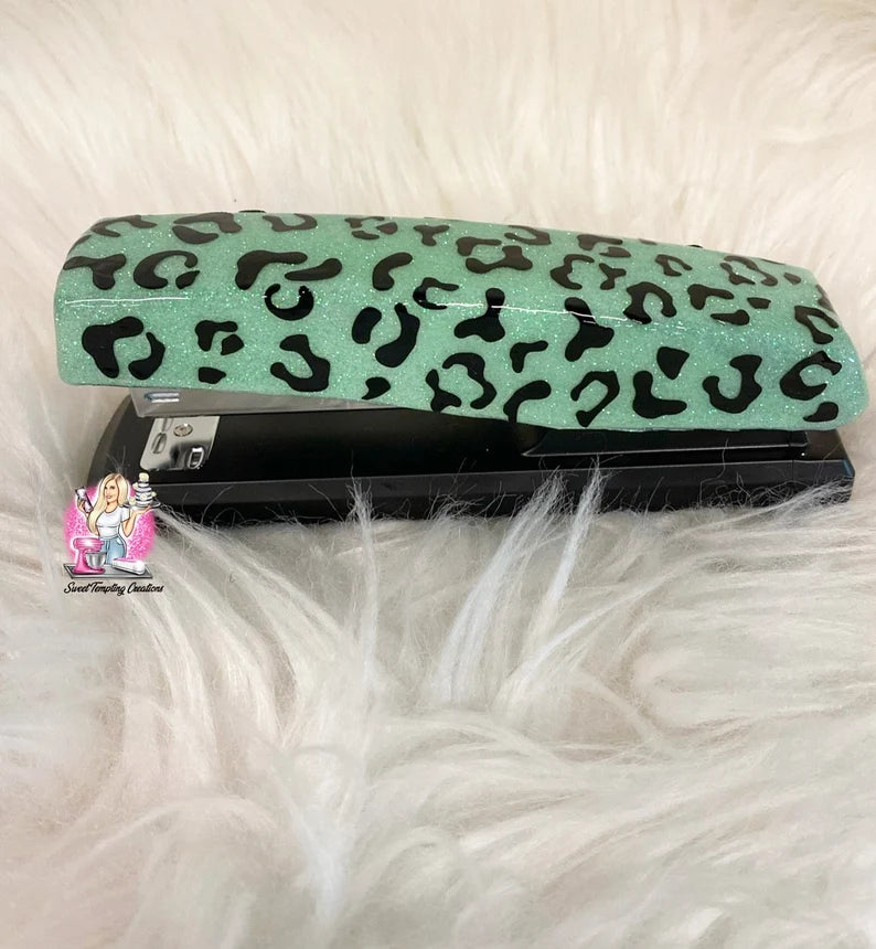 Leopard Mint Glitter Stapler UV resin