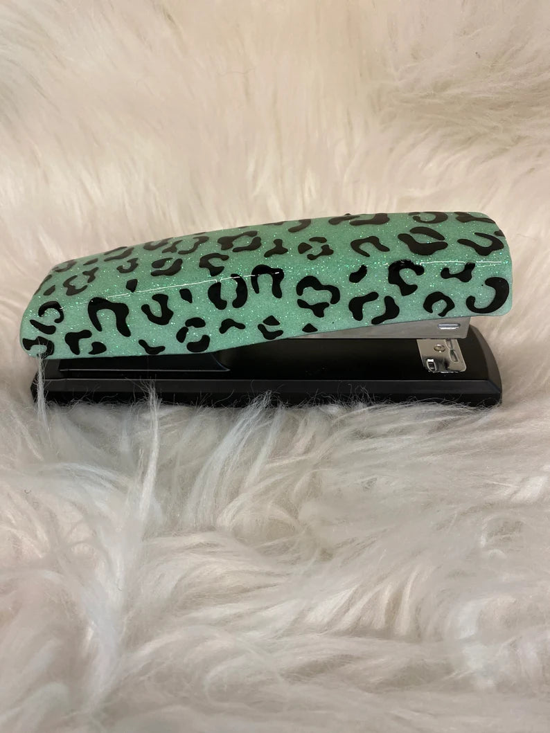 Leopard Mint Glitter Stapler UV resin