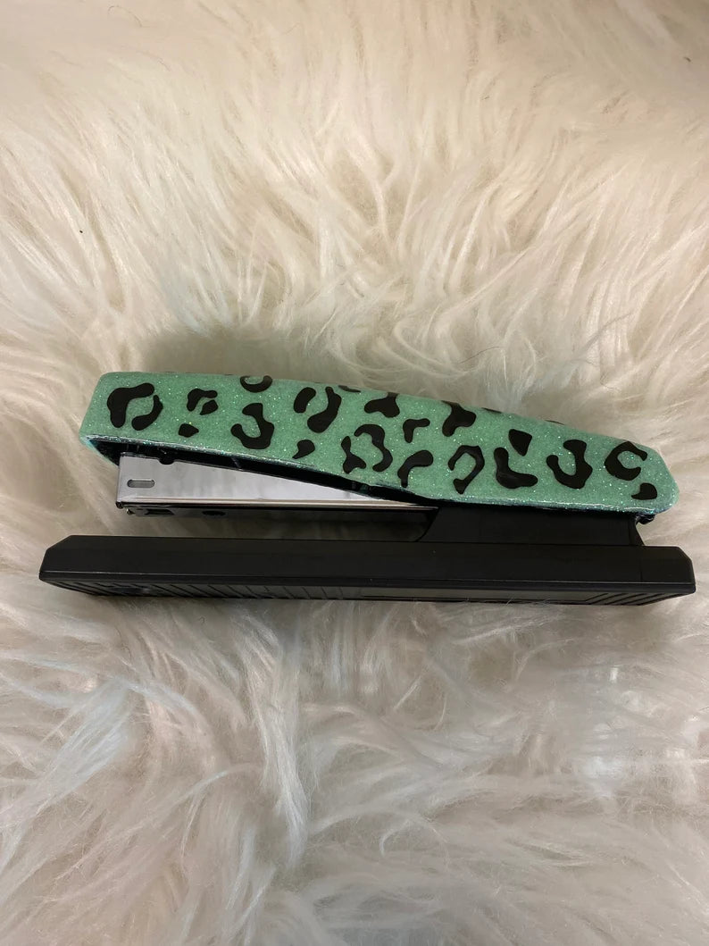 Leopard Mint Glitter Stapler UV resin