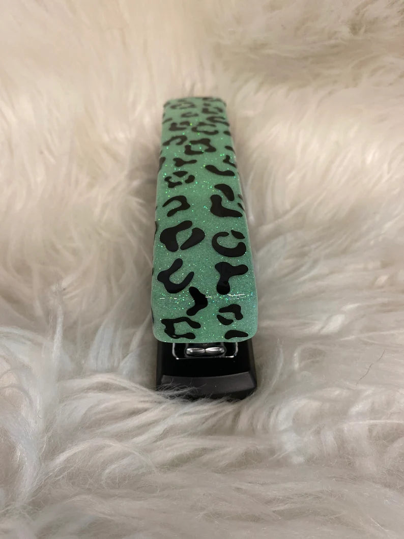 Leopard Mint Glitter Stapler UV resin