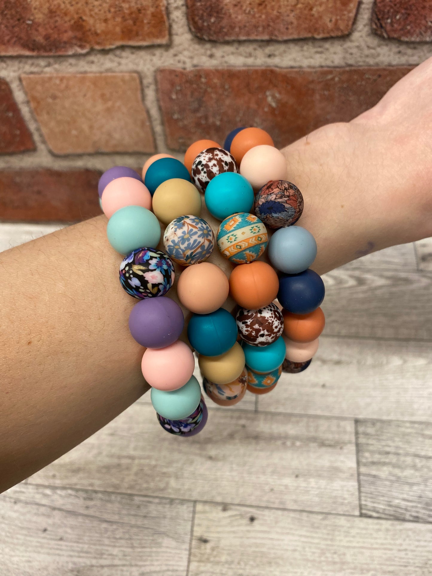 Western Dreamer silicone beaded wristlet keychain