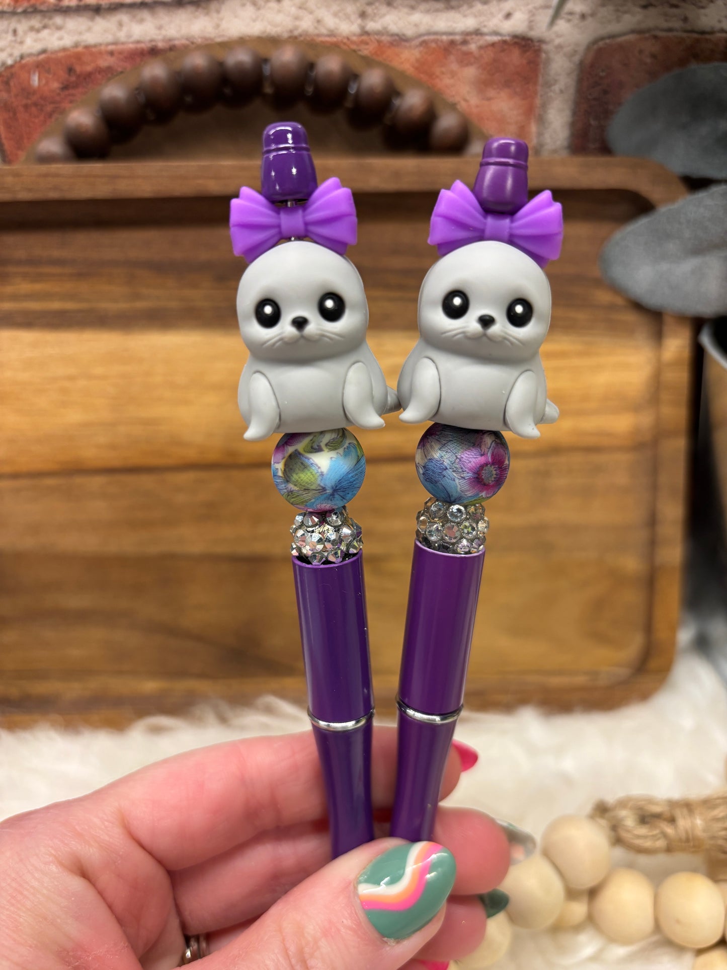 3D Sandy the Seal silicone beaded ballpoint ink pen