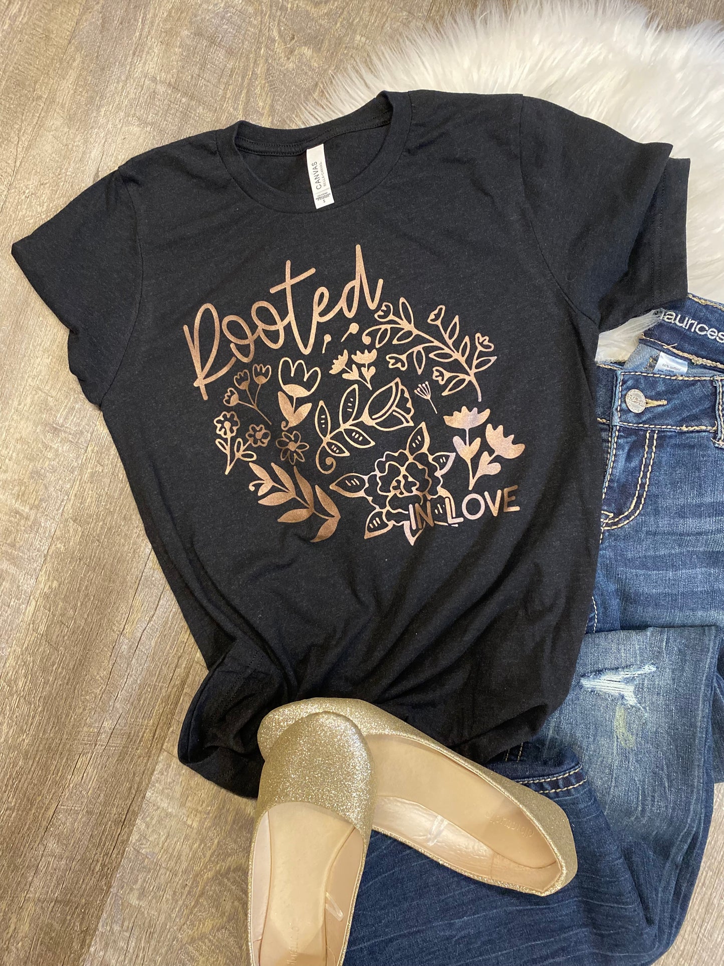 Rooted in Love size Small Bella Canvas Shirt